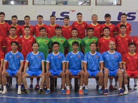 Вьетнам проведет товарищескии матч с Ираком перед решающим матчем плеи-офф по мини-футболу hinh anh 1