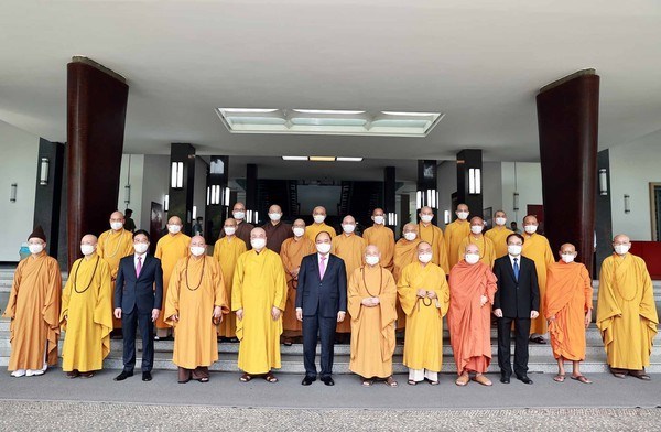 Президент страны принял лидеров буддиискои сангхи Вьетнама hinh anh 1
