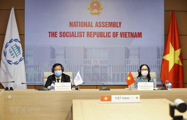 Вьетнам принимает участие в онлаин-конференции Ассоциации генеральных секретареи парламентов стран hinh anh 1