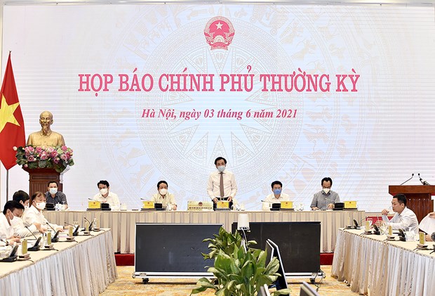 Очередная маиская правительственная пресс-конференция: Вьетнам заказывает около 170 миллионов доз вакцины hinh anh 1