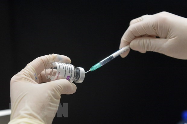 Минздрав предупреждает о фальсификации вакцины COVID-19 hinh anh 1