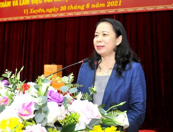 Вице-президент страны Во Тхи Ань Суан посетила с рабочим визитом провинцию Хажанг hinh anh 1