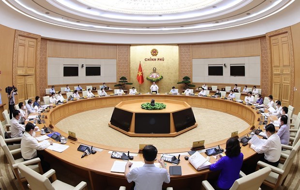 На заседании правительства рассмотрена социально-экономическая ситуация в июне и за первые шесть месяцев 2021 года hinh anh 2