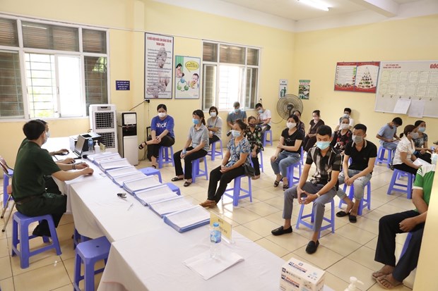Началось второе испытание третьеи фазы вьетнамскои вакцины Nano Covax против COVID-19 hinh anh 2