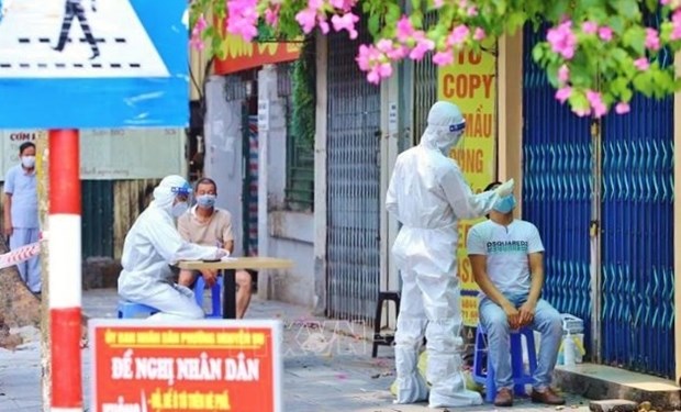 Число случаев COVID-19 во Вьетнаме превысило 100.000 случаев hinh anh 1