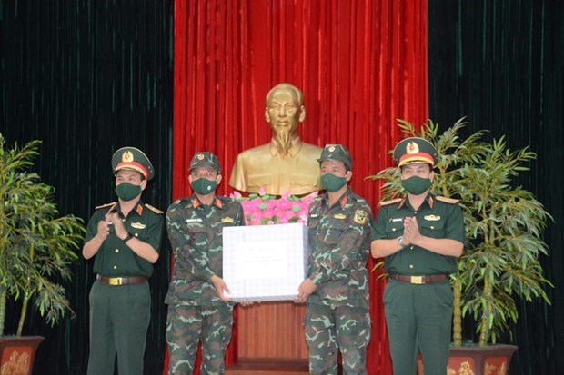 Церемония отправки вьетнамскои команды артиллеристов на Международные армеиские игры 2021 года hinh anh 1