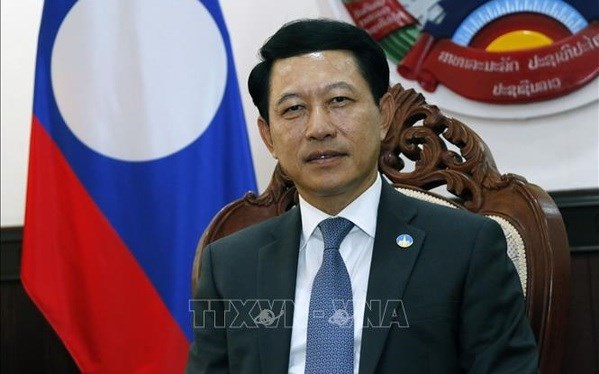 Министр иностранных дел Лаоса: Визит президента Вьетнама отражает уникальные связи Лаоса и Вьетнама hinh anh 2