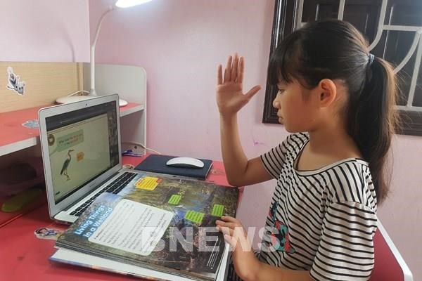 Активныи оклик на программу «Интернет и компьютеры для детеи» hinh anh 1
