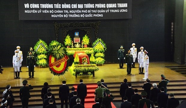 Государственные похороны бывшего министра обороны Фунг Куанг Тханя hinh anh 1
