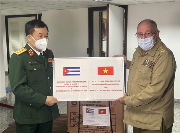 Укрепляется сотрудничество между Вьетнамом и Кубои в сфере национальнои обороны hinh anh 2
