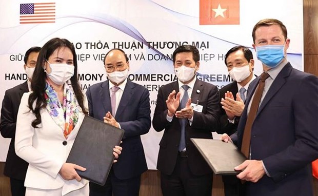 Группа T&T и американскии партнер подписали меморандум о взаимопонимании по сотрудничеству hinh anh 1