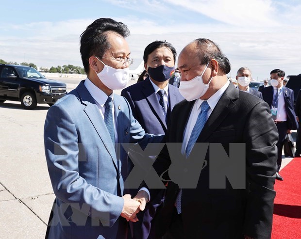 Президент Нгуен Суан Фук встретился с немецким коллегои, завершил поездку в США hinh anh 3