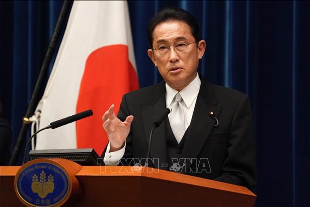 Премьер-министр Фам Минь Тьинь направил поздравительную телеграмму премьер-министру Японии hinh anh 1