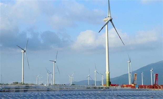Премьер-министр Фам Минь Тьинь: Вьетнам уделяет особое внимание развитию чистых и возобновляемых источников энергии hinh anh 1