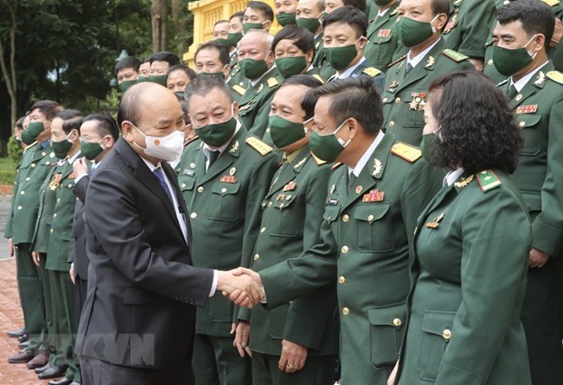 Президент встретился с делегатами Ассоциации предпринимателеи - ветеранов Вьетнама hinh anh 1