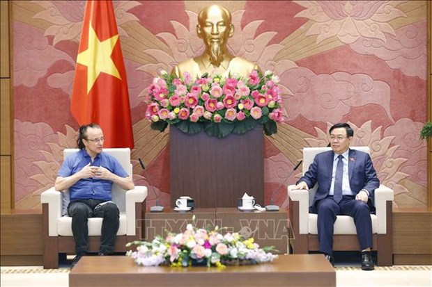 Президент Национального собрания Выонг Динь Хюэ принял технического директора NG Biotech Company hinh anh 1