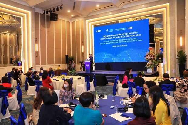 Вице-президент Во Тхи Ань Суан приняла участие в Форуме женщин-предпринимателеи Вьетнама в 2021 году hinh anh 1