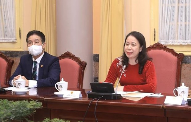 Вице-президент приняла женщин-послов, поверенных в делах иностранных дипломатических миссии во Вьетнаме hinh anh 1