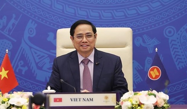 Премьер-министр Фам Минь Тьинь предложил Индии продолжать играть активную роль в усилиях АСЕАН по поддержанию мира, безопасности и стабильности в Восточном море hinh anh 1