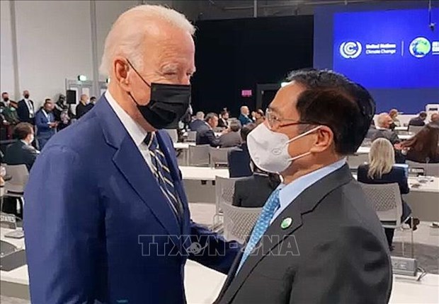 COP26: премьер-министр Фам Минь Тьинь имел встречи с лидерами США, Южнои Кореи и Таиланда hinh anh 1