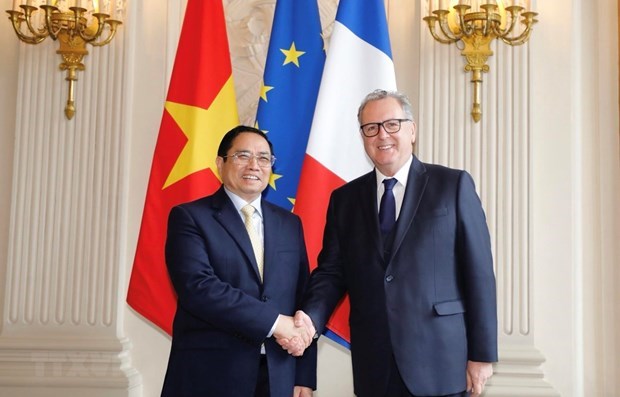 Премьер-министр приветствует вклад законодательных органов в отношения Вьетнама и Франции hinh anh 1