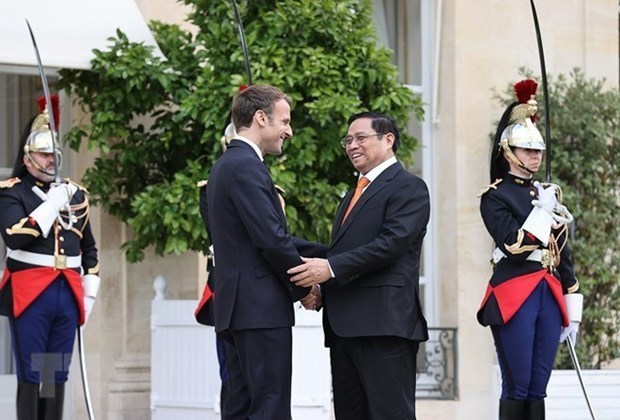 Совместное заявление Франции и Вьетнама по случаю визита Премьер-министра Фам Минь Тьина во Францию hinh anh 3