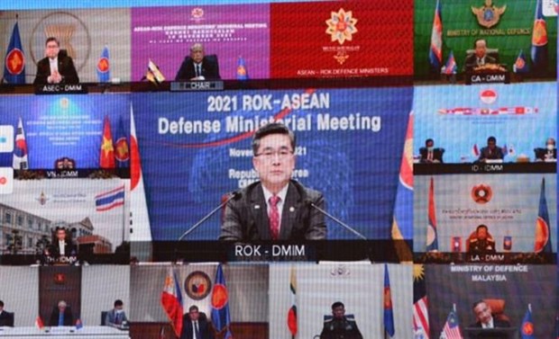 Неформальная встреча министров обороны АСЕАН - Корея hinh anh 2