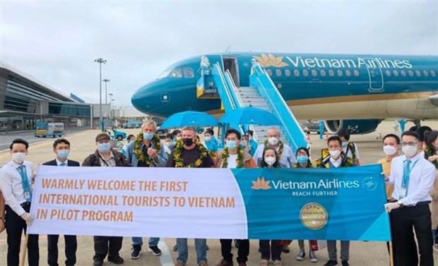 Vietnam Airlines совершила первыи пилотныи пассажирскии реис из Кореи hinh anh 2