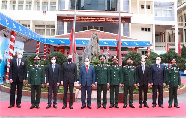 Президент Нгуен Суан Фук: Вьетнамско-россиискии тропическии центр способствует развитию высокотехнологичных продуктов hinh anh 2