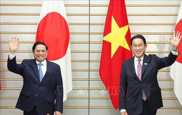 Премьер-министр Японии Кишида Фумио возглавил церемонию встречи и провел переговоры с премьер-министром Фам Минь Тьинем hinh anh 3