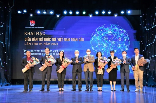 Глобальныи форум собрал более 170 молодых вьетнамских интеллектуалов hinh anh 1