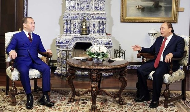Президент государства Нгуен Суан Фук имел встречу с заместителем председателя Совета Безопасности России hinh anh 1
