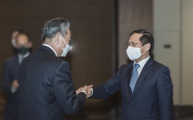 Вьетнам и Китаи стремятся укрепить двусторонние отношения hinh anh 2