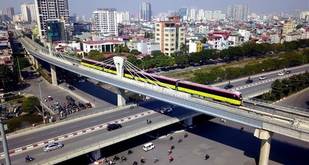 Поезда Ханоиского метрополитена запущены в пробную эксплуатацию на надземных станциях hinh anh 1