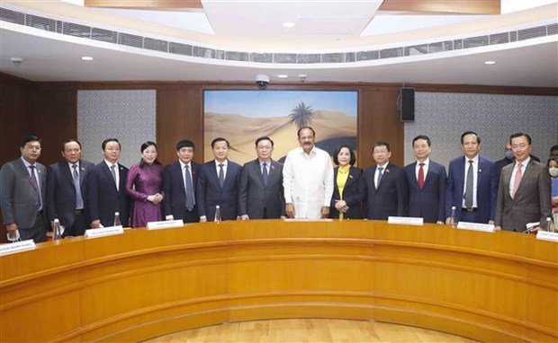 Председатель Национального собрания имел встречу с вице-президентом, председателем Сената Индии hinh anh 1