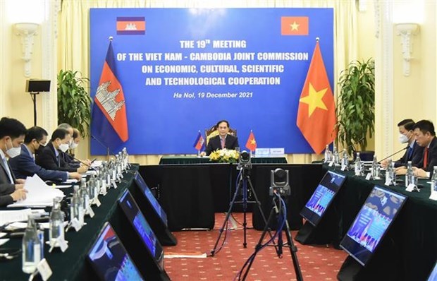 Вьетнам и Камбоджа развивают партнерство в области экономики, науки и технологии hinh anh 1