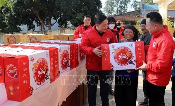 Общество Красного Креста Вьетнама запускает кампанию в поддержку бедных hinh anh 1