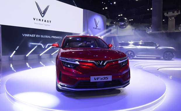 VinFast объявил об открытии предварительных заказов на электромобили во Вьетнаме и США hinh anh 1