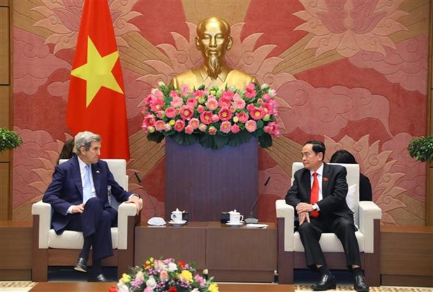 Укрепление сотрудничества Вьетнама и США в выполнении обязательств по COP26 hinh anh 2