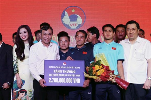 Сборная U23 Вьетнама, чемпион AFF U23 Championship 2022, получила большое денежное вознаграждение hinh anh 2