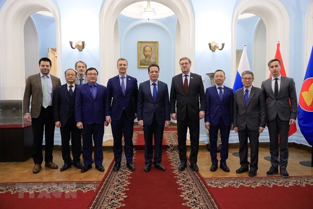 Вьетнам и Россия сохраняют темпы роста экономического сотрудничества в новои ситуации hinh anh 2