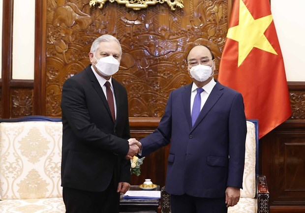 Президент Вьетнама принял вновь аккредитованных иностранных послов hinh anh 3