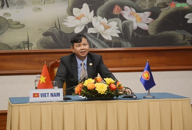 Вьетнам принимает участие в конференциях АСЕАН по оборонному сотрудничеству hinh anh 1