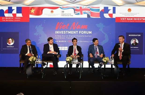 Вьетнам – потенциальное направление для инвестиции в цифровую трансформацию и зеленыи переход hinh anh 2
