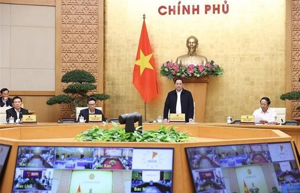 Вьетнам эффективно работает над социально-экономическим восстановлением и развитием hinh anh 1