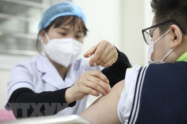 COVID-19: 17 апреля количество новых инфицированных случаев во Вьетнаме упало до 14.660 hinh anh 1