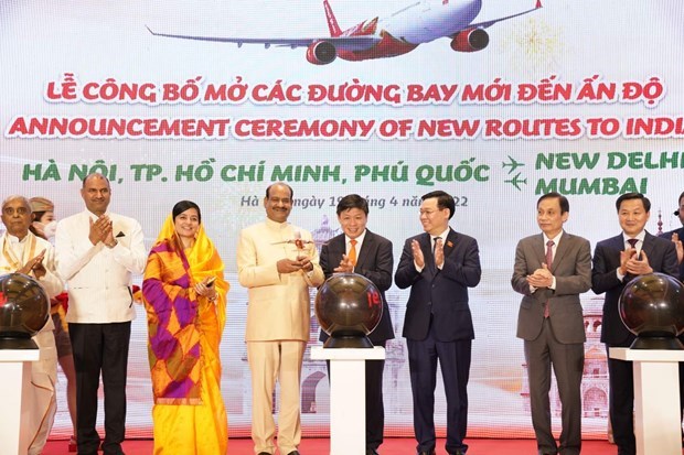 Cостоялась церемония объявления Vietjet прямых маршрутов между Вьетнамом и Индиеи hinh anh 1