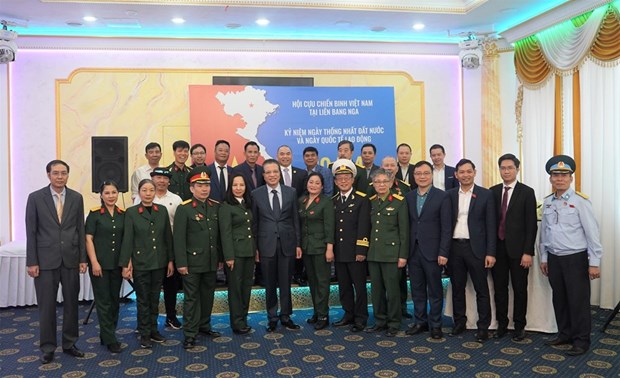 Ассоциация ветеранов воины Вьетнама в России празднует апрельскии и маискии праздники hinh anh 1