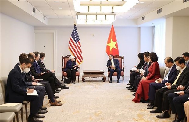 Премьер-министр Фам Минь Тьинь принял министра финансов США hinh anh 2