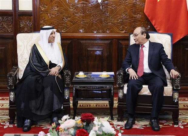 Президент Нгуен Суан Фук принял послов Саудовскои Аравии, Израиля и Азербаиджана, заканчивающих работу во Вьетнаме hinh anh 1